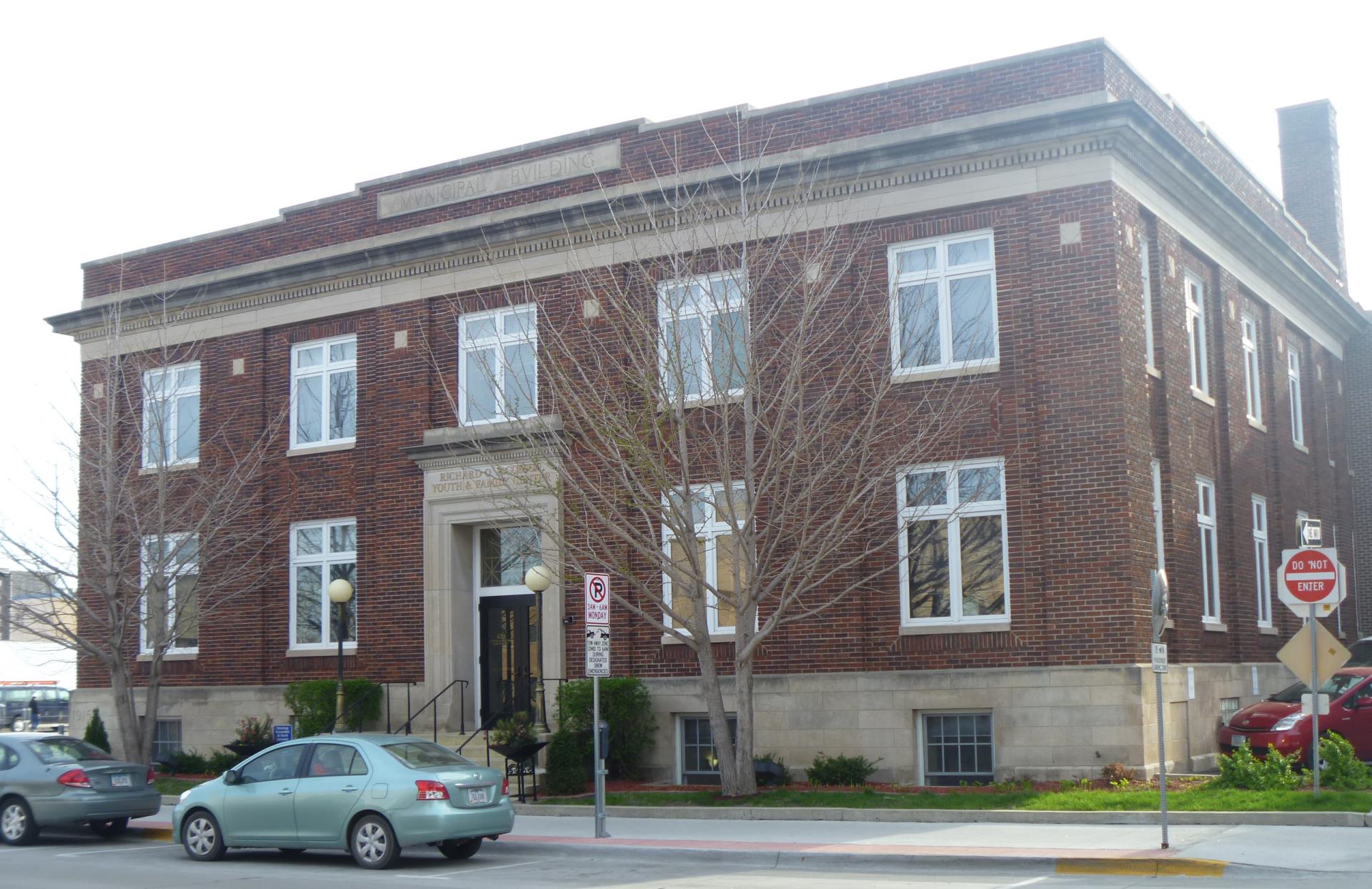 Municipal Building 2- 1915 City Hall 03-29-12