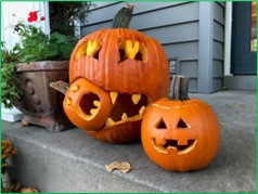 Halloween jack-o-lanterns on a porch