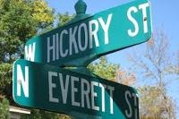 Street sign showing W. Hickory and N. Everett Streets