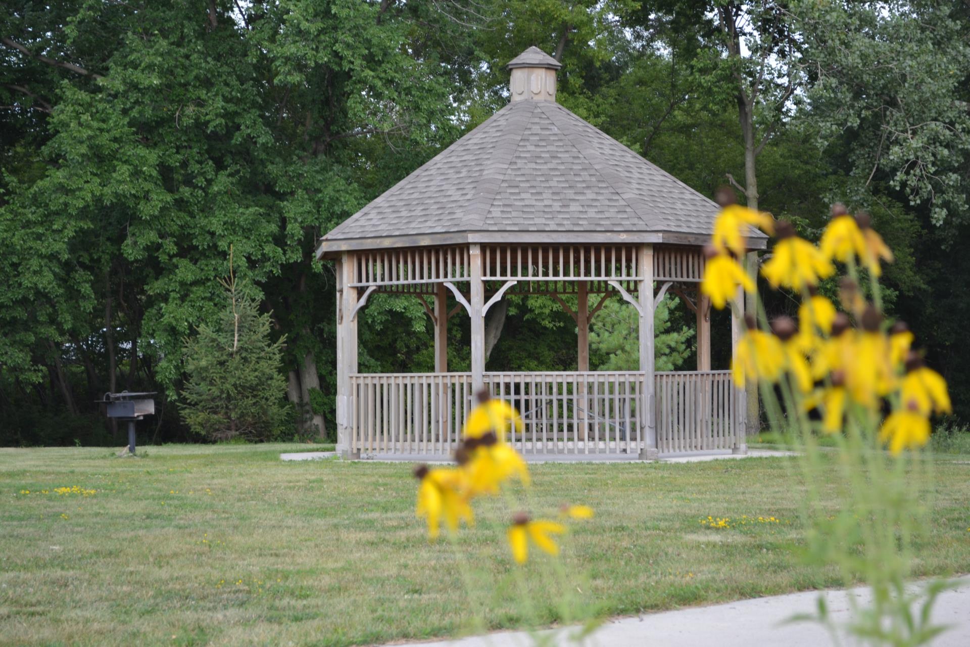 calhoun park gazebo