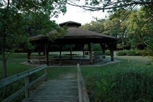 Hawthorn Shelter in River Valley Park